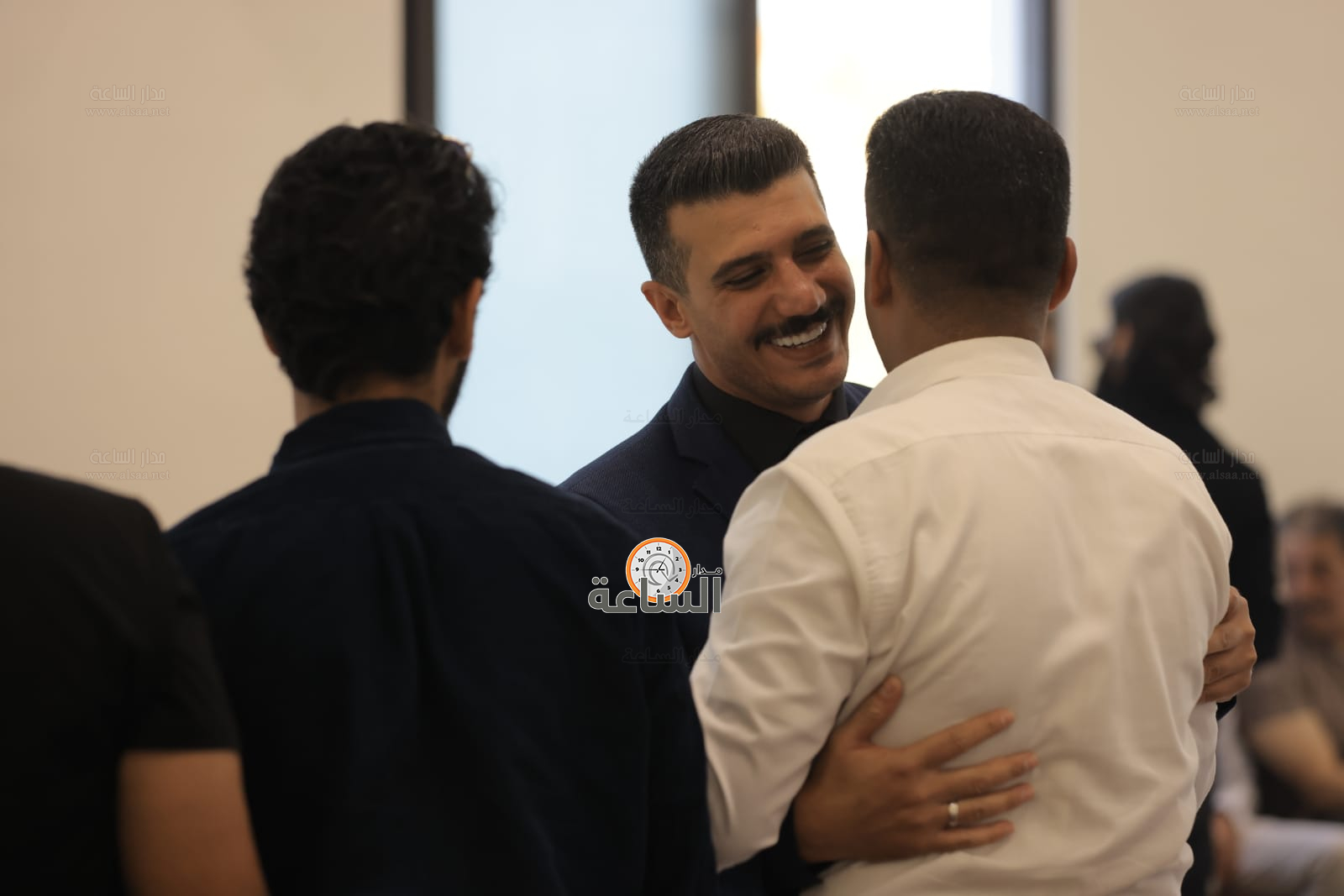 Madar Al-Saa Images 0.6425315323713173