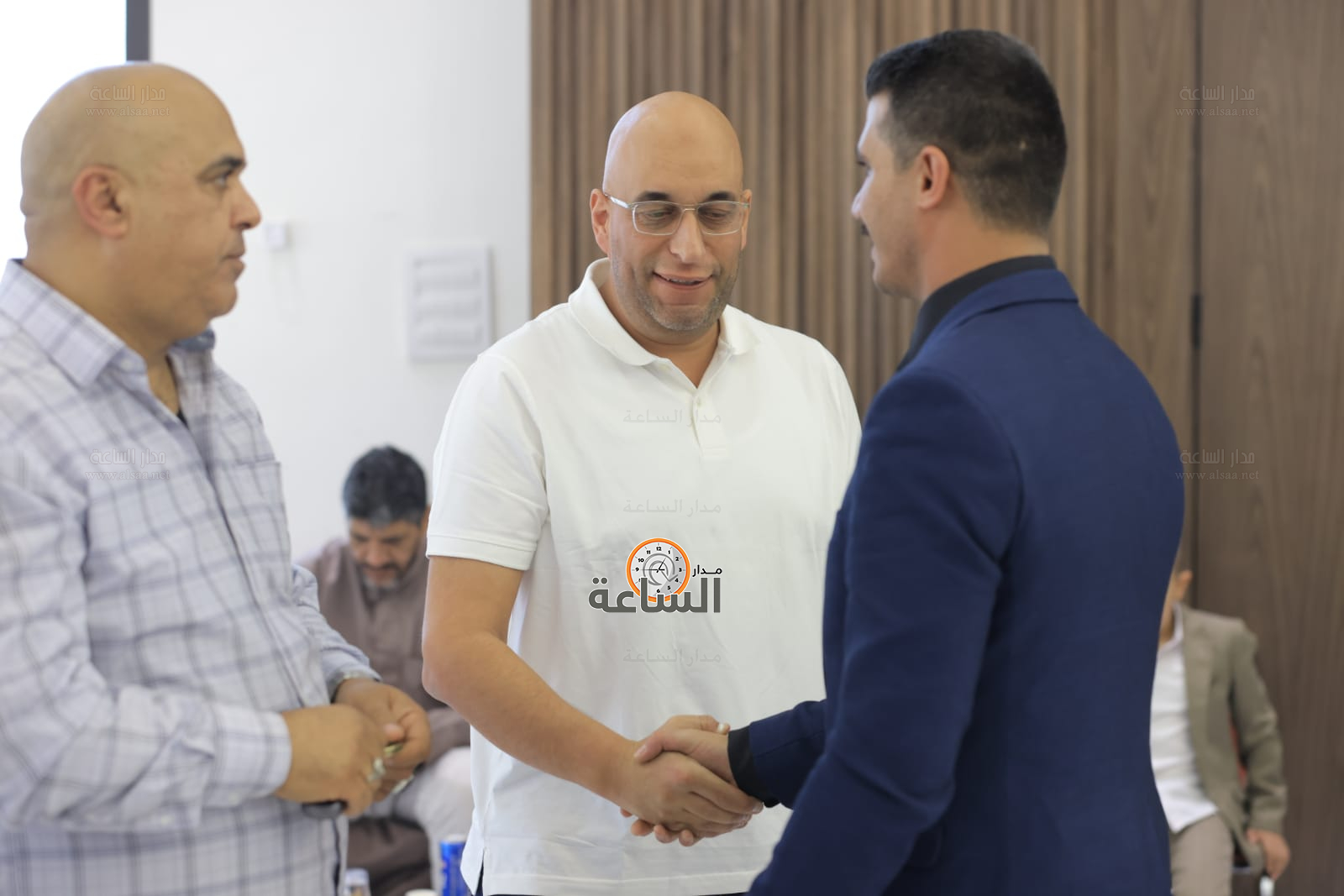 Madar Al-Saa Images 0.7601813042759084