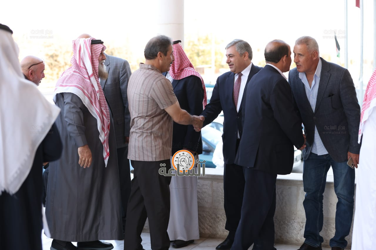 Madar Al-Saa Images 0.6122399148439899