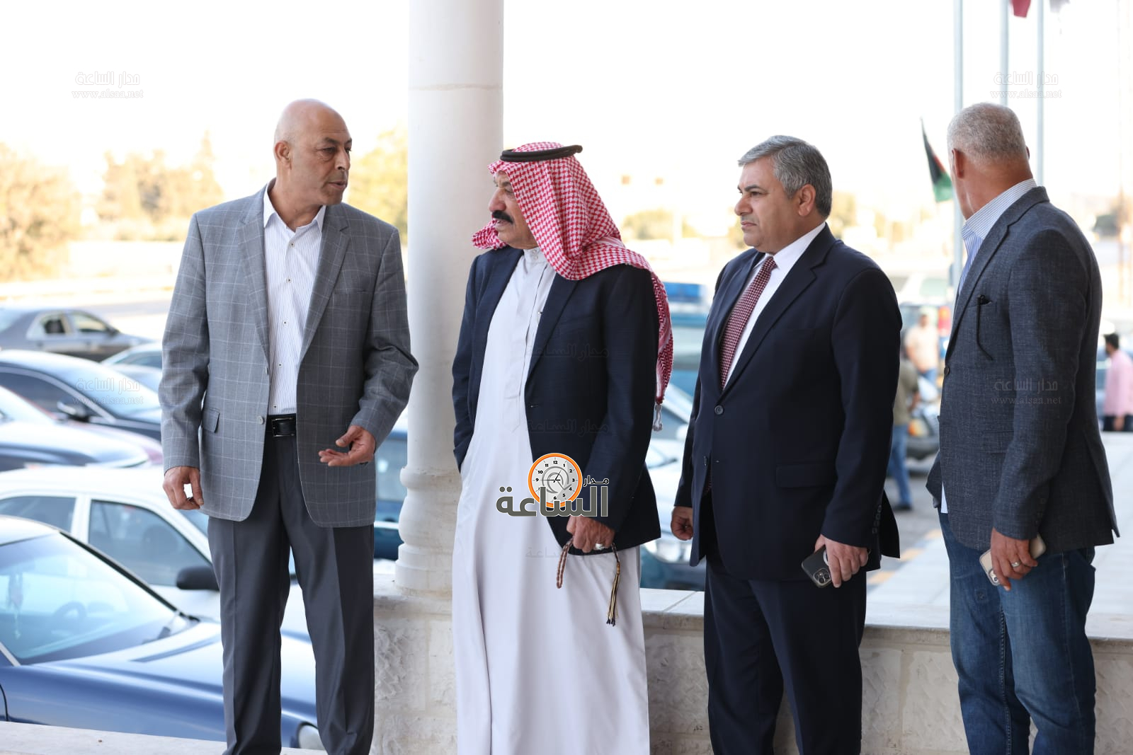 Madar Al-Saa Images 0.3135378767207361