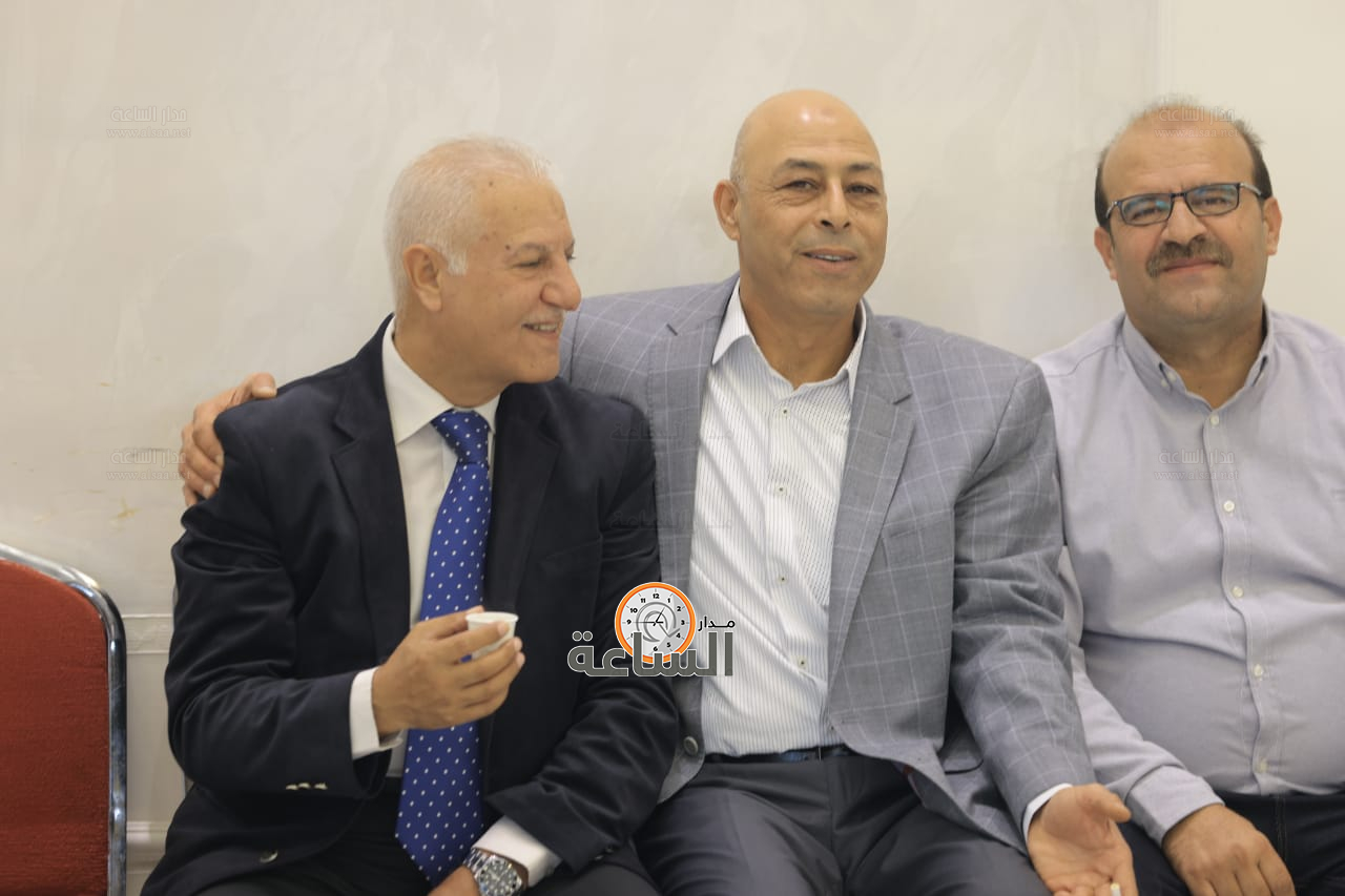 Madar Al-Saa Images 0.9377814679873637