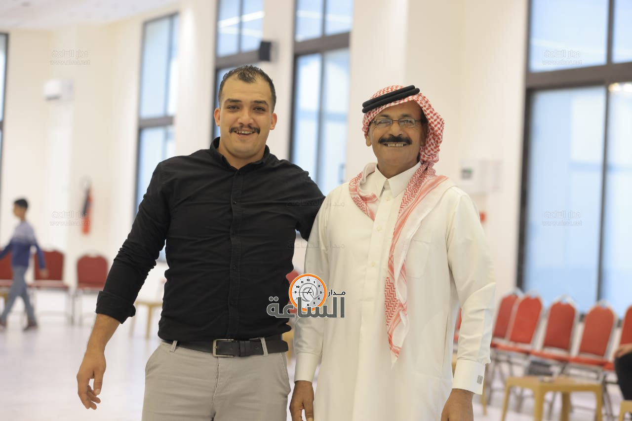 Madar Al-Saa Images 0.4044928448459467