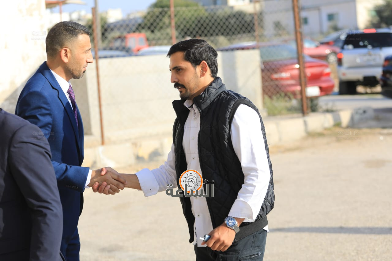 Madar Al-Saa Images 0.21952336673690842