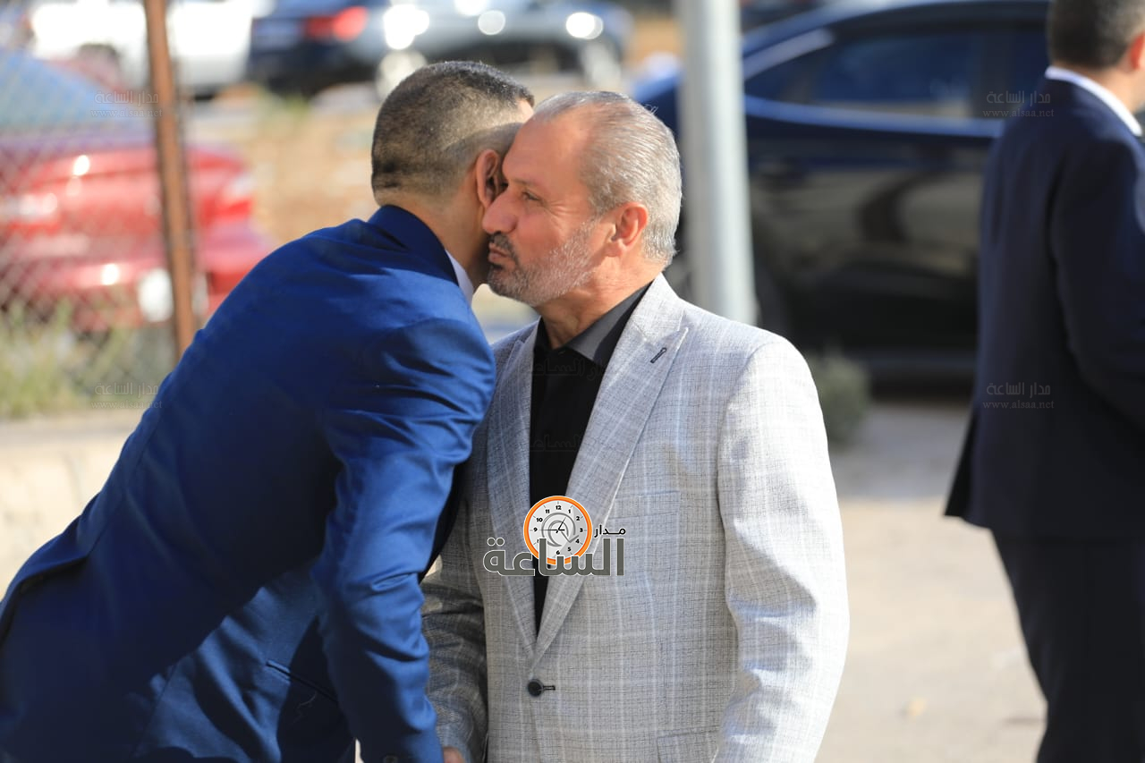 Madar Al-Saa Images 0.22787669185039605