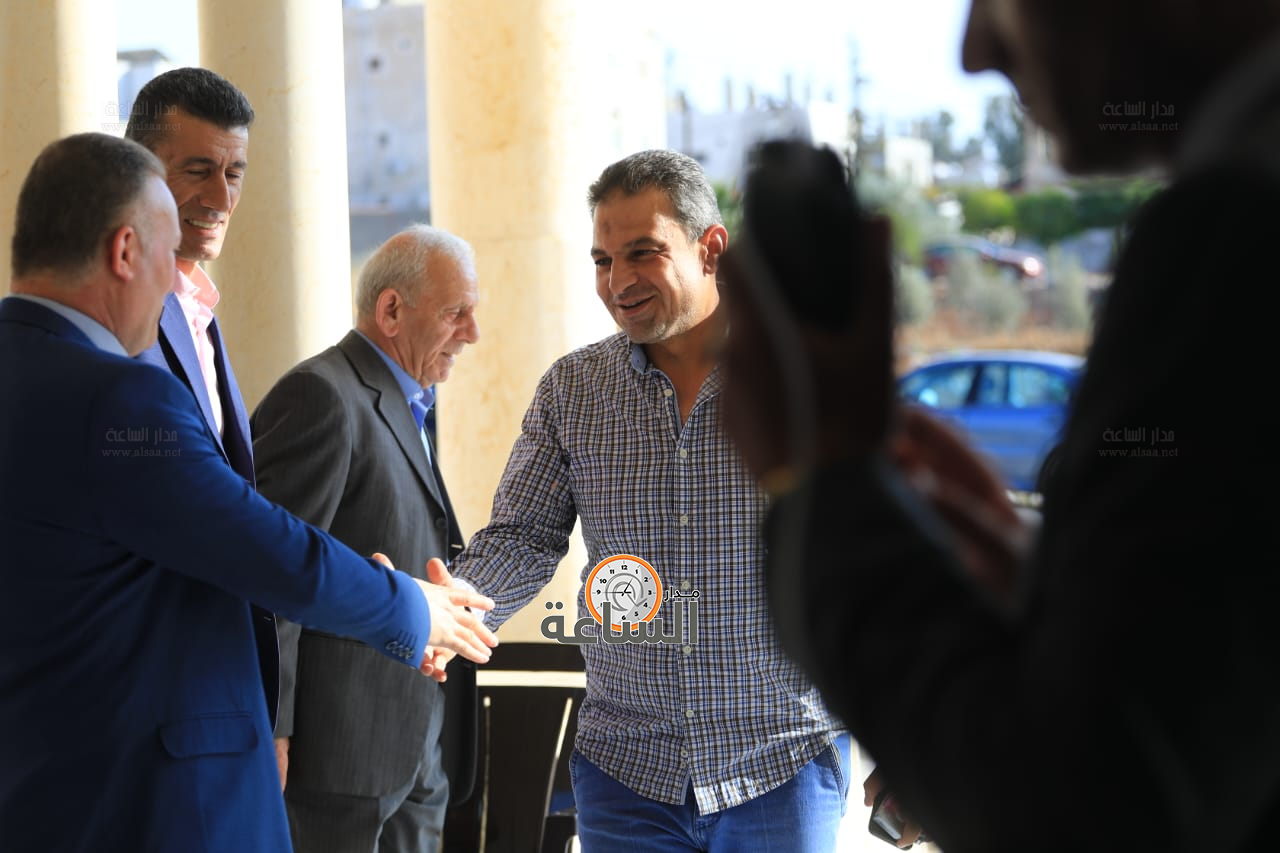 Madar Al-Saa Images 0.6390615168676193