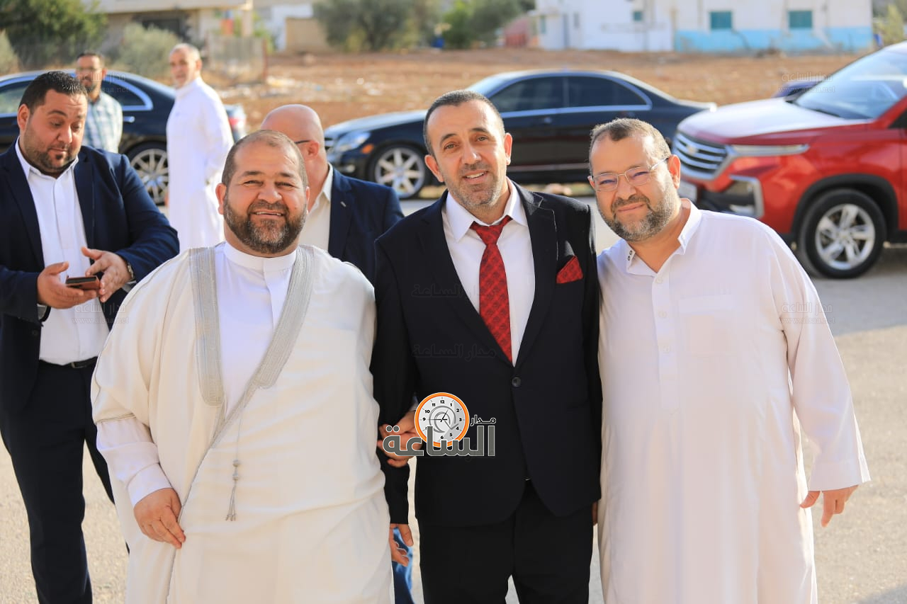 Madar Al-Saa Images 0.9513260685780122