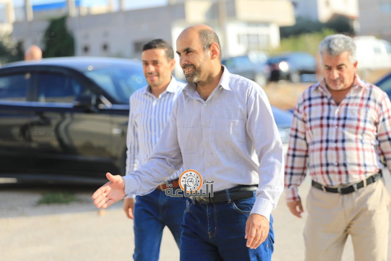 Madar Al-Saa Images 0.6854719545249328