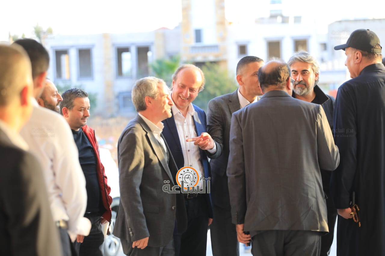 Madar Al-Saa Images 0.6595335269356796