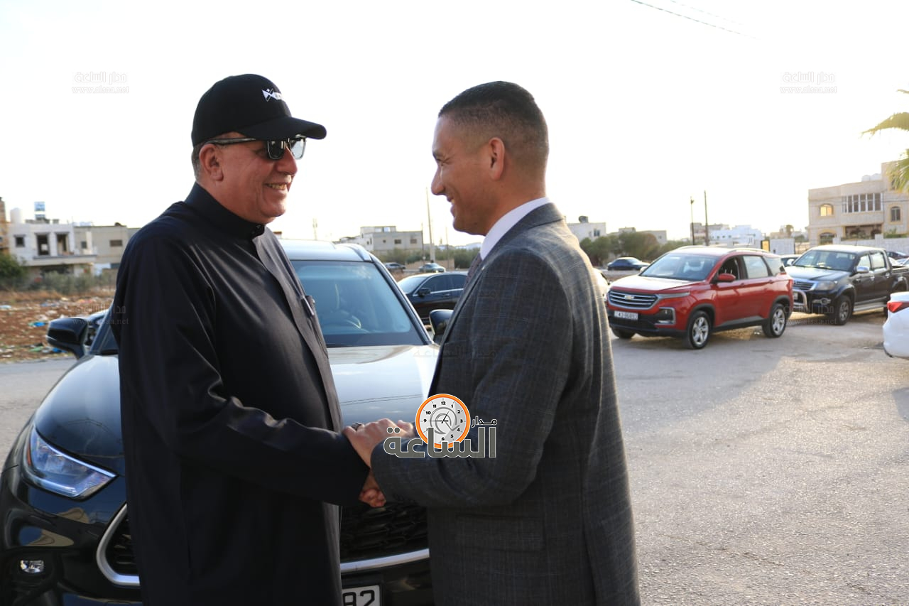 Madar Al-Saa Images 0.22540617447091693