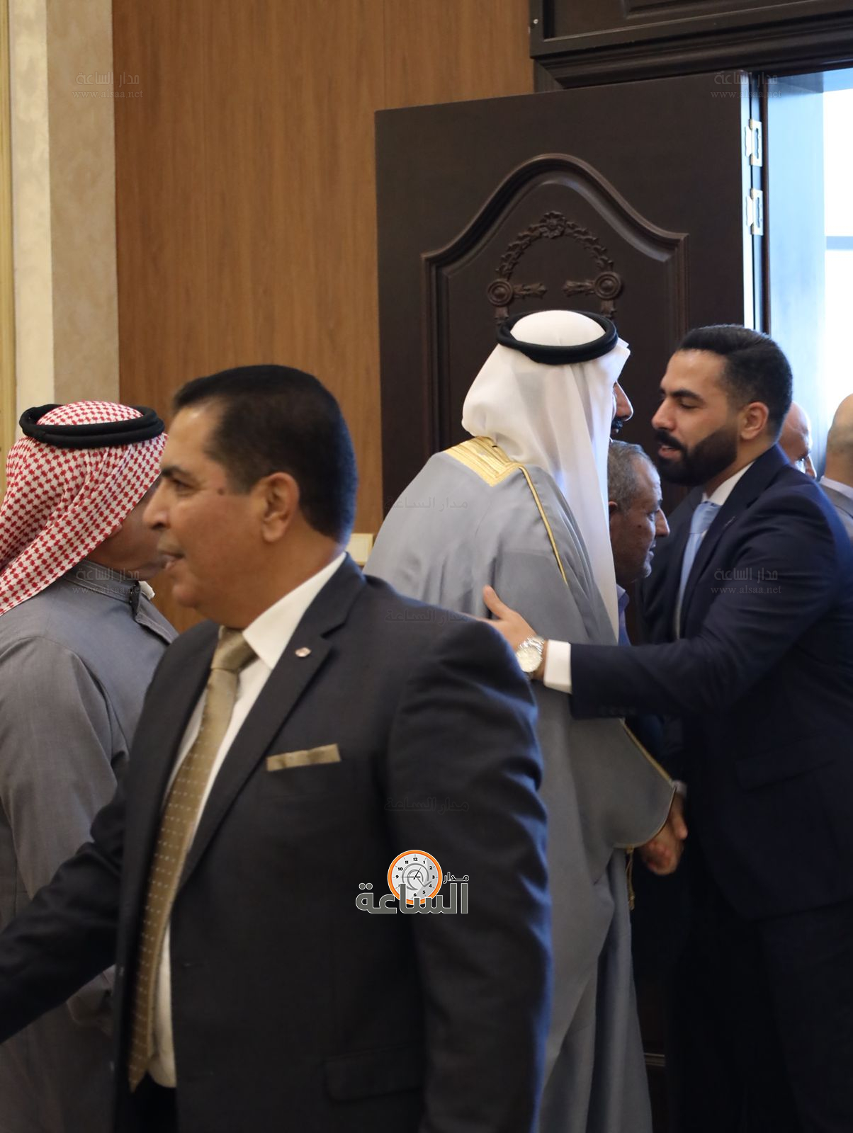 Madar Al-Saa Images 0.025186571006085123