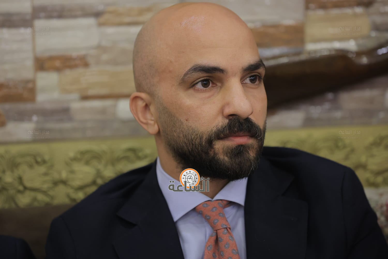 Madar Al-Saa Images 0.38414098604747116