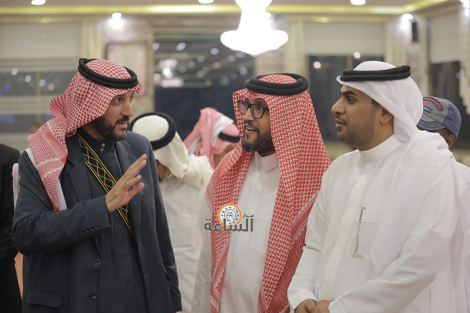 Madar Al-Saa Images 0.26639015540318256