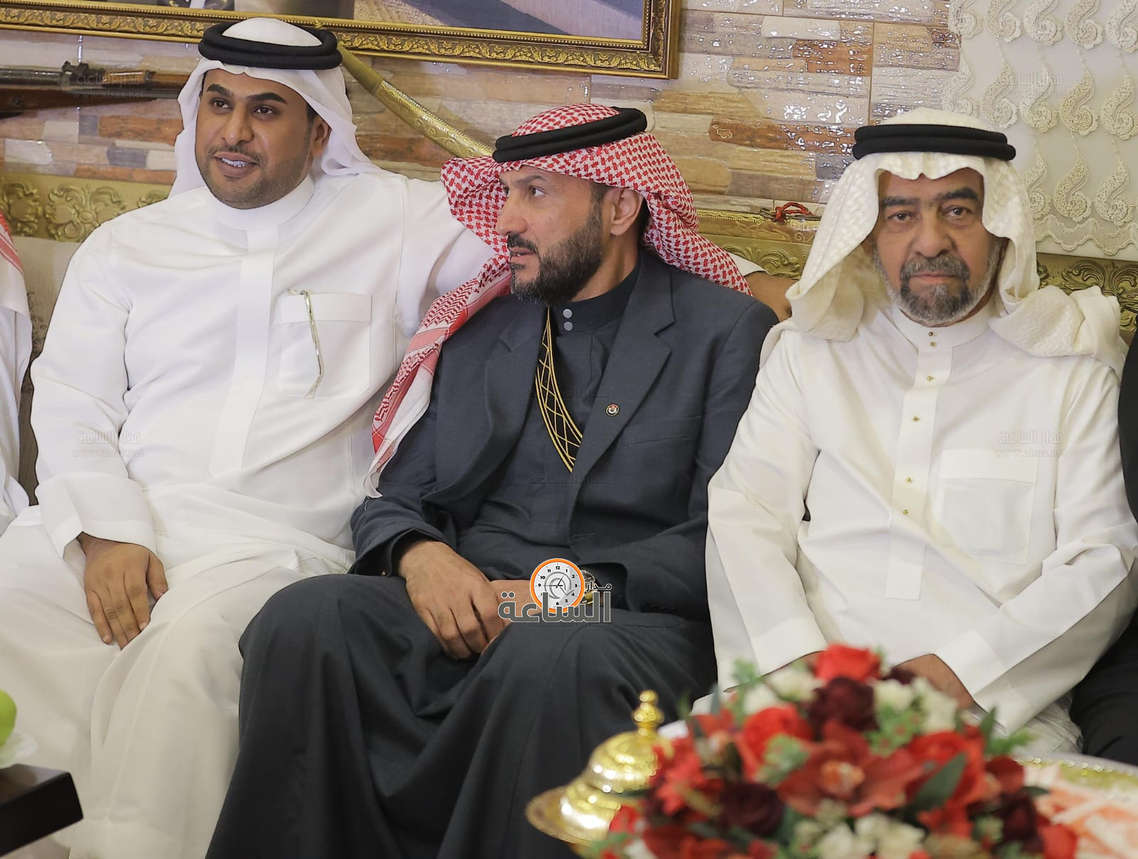 Madar Al-Saa Images 0.16863718550004925