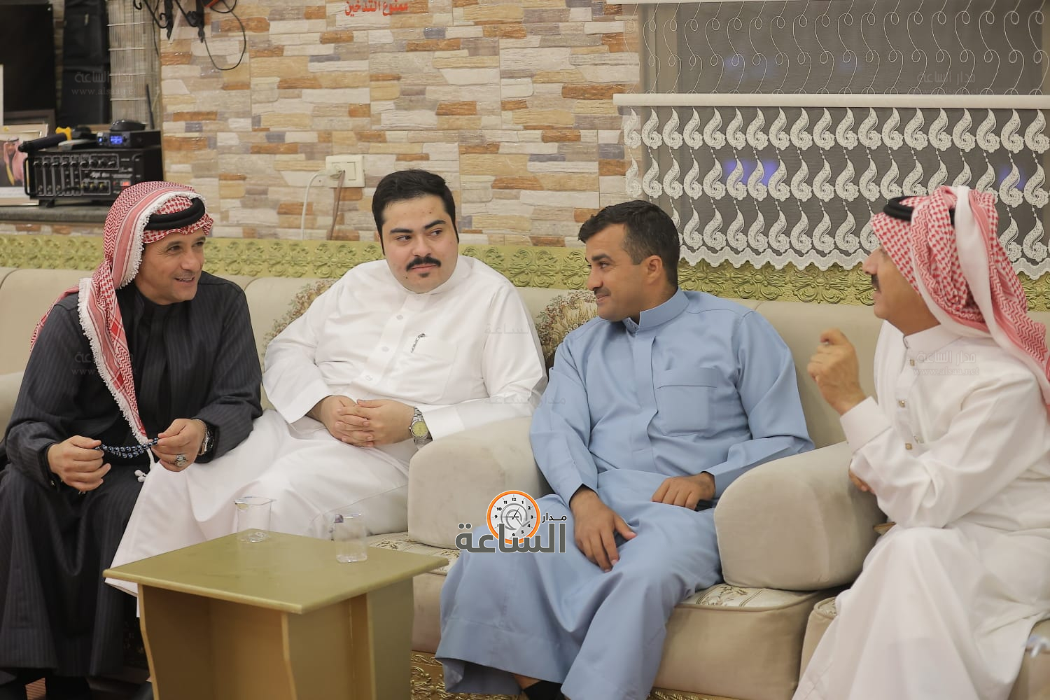 Madar Al-Saa Images 0.8171184405008387