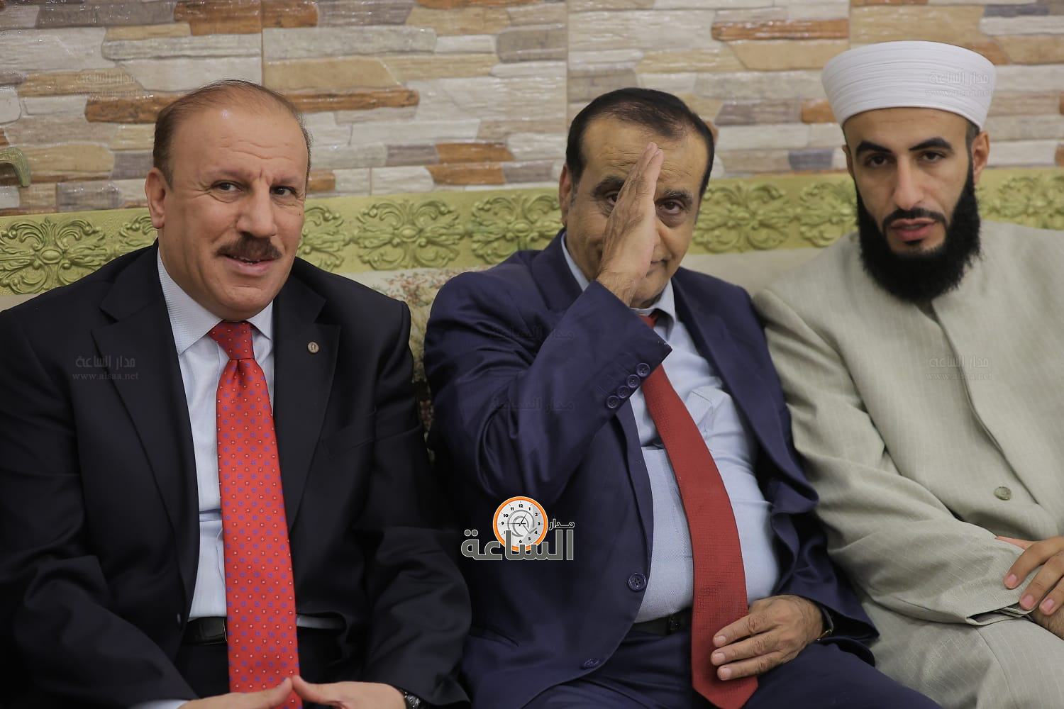 Madar Al-Saa Images 0.8535579046983353