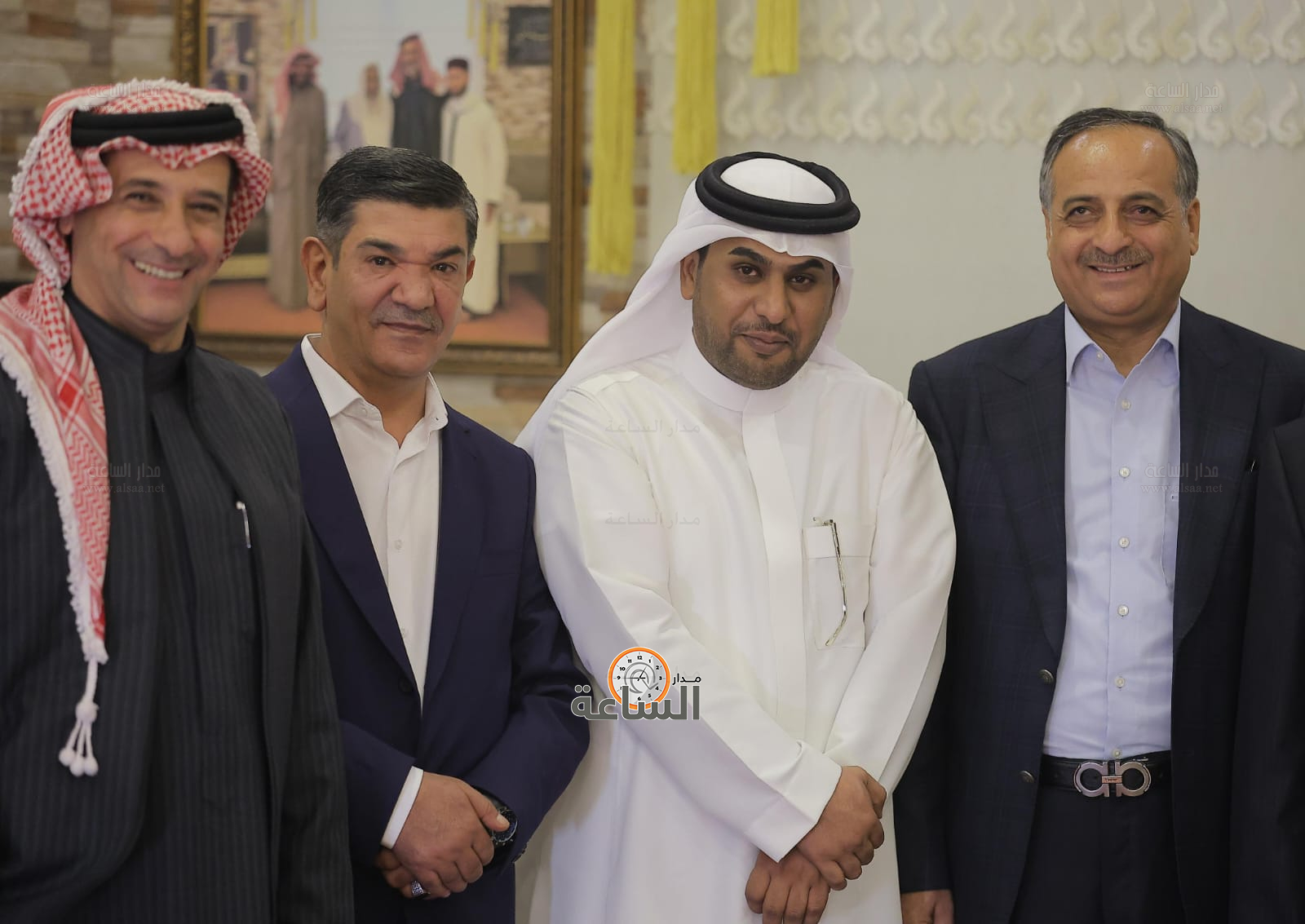 Madar Al-Saa Images 0.41460816281491497