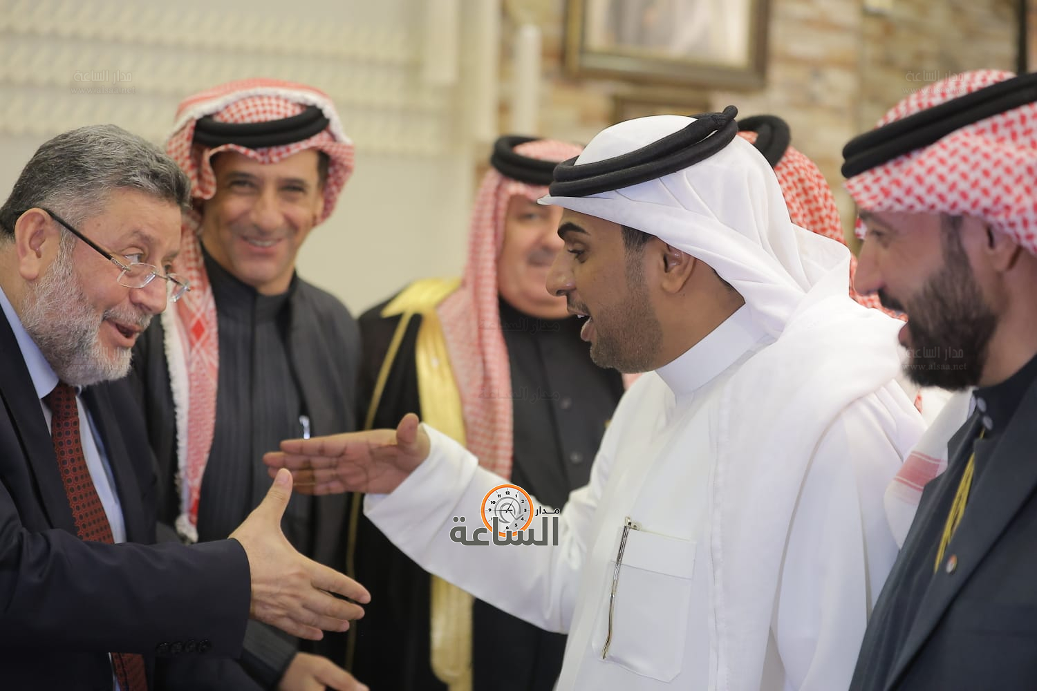 Madar Al-Saa Images 0.7179101164330683