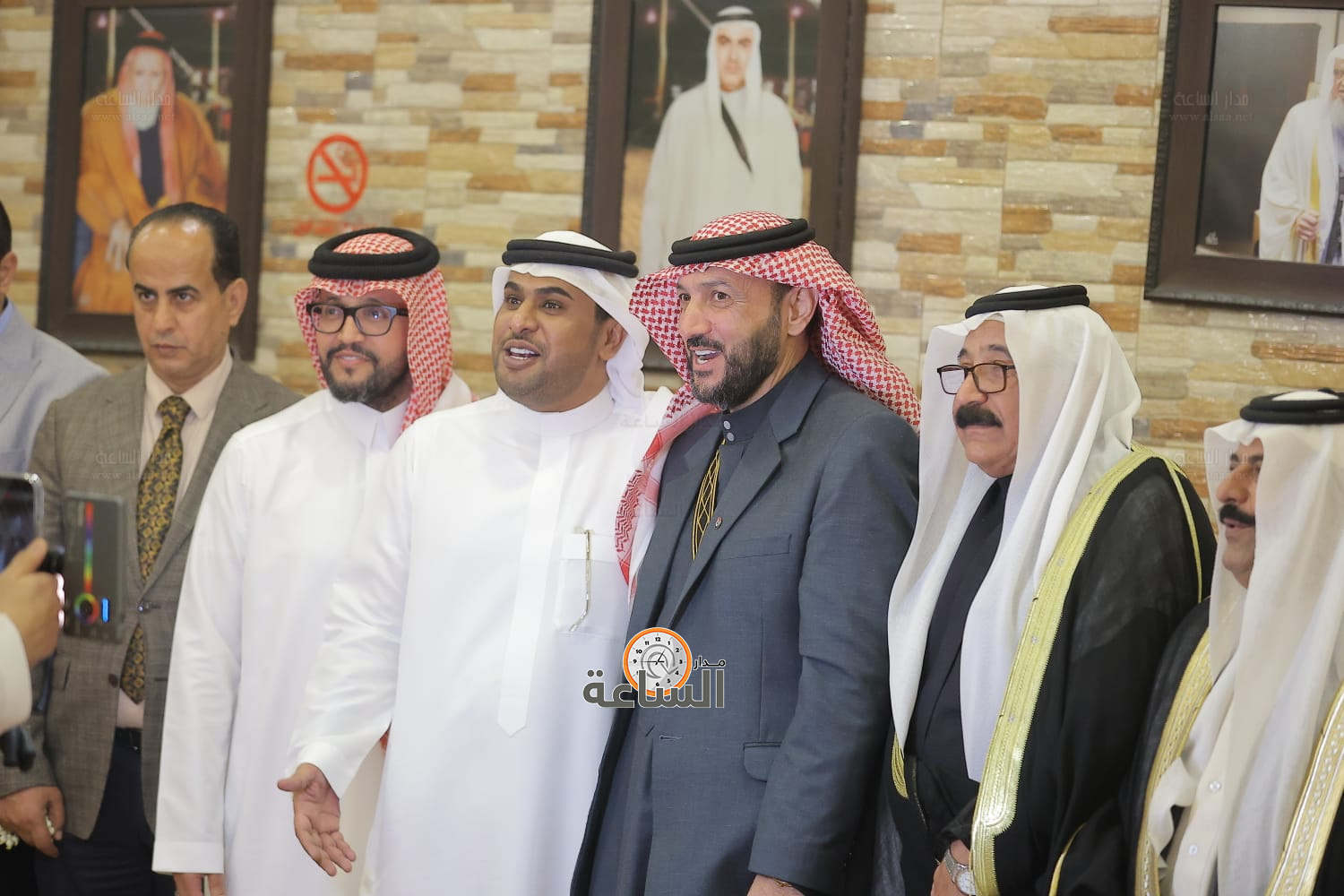 Madar Al-Saa Images 0.6064819518552457