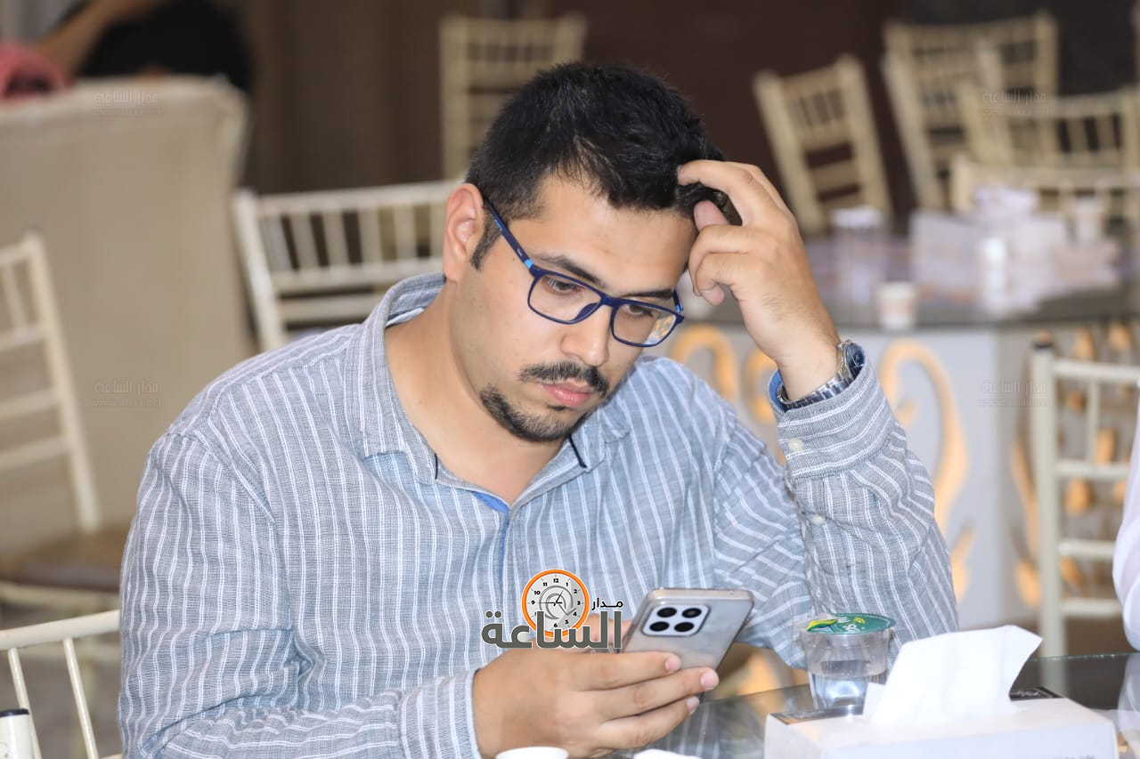 Madar Al-Saa Images 0.15370845040850178