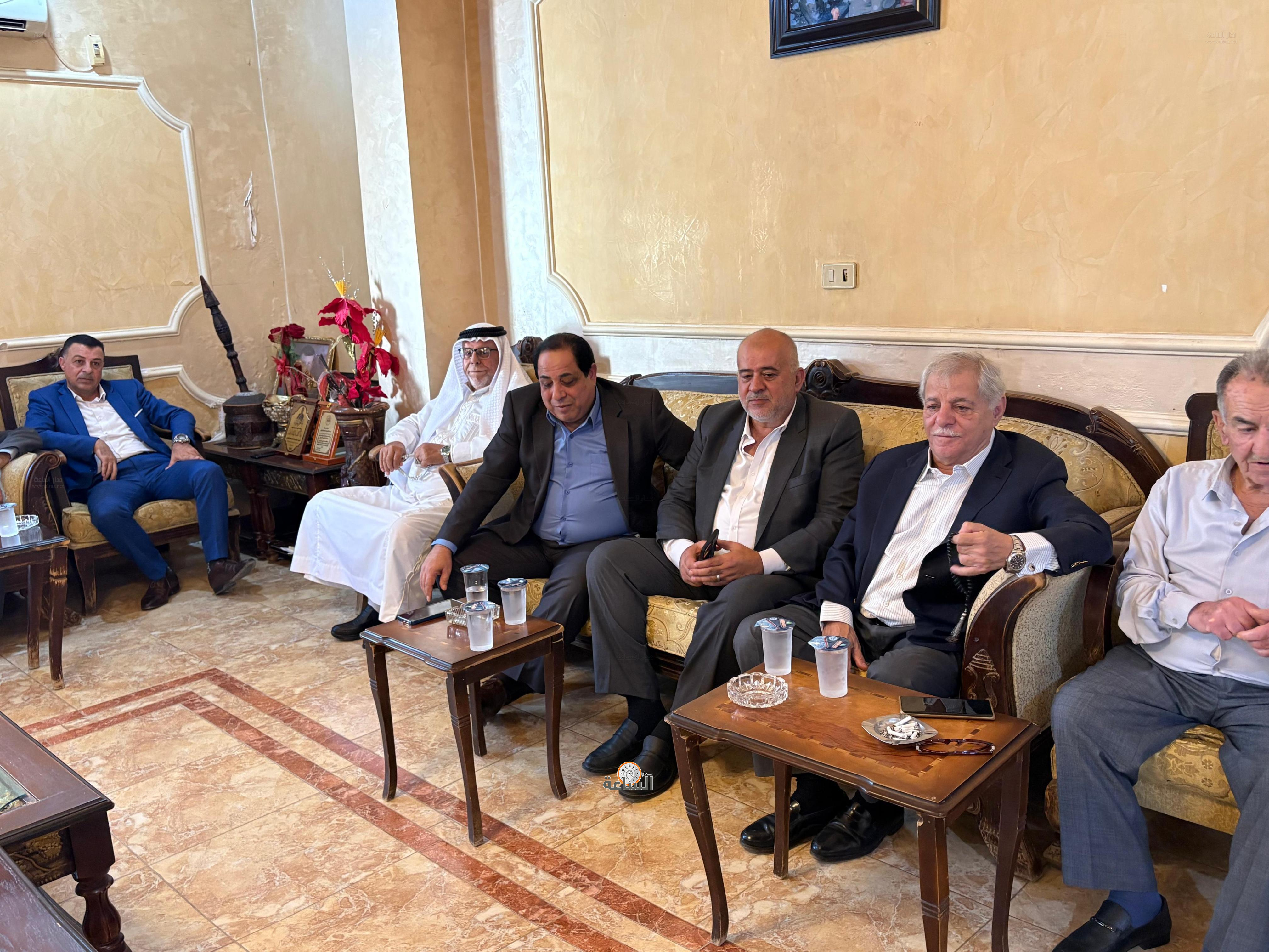 Madar Al-Saa Images 0.017706998322639