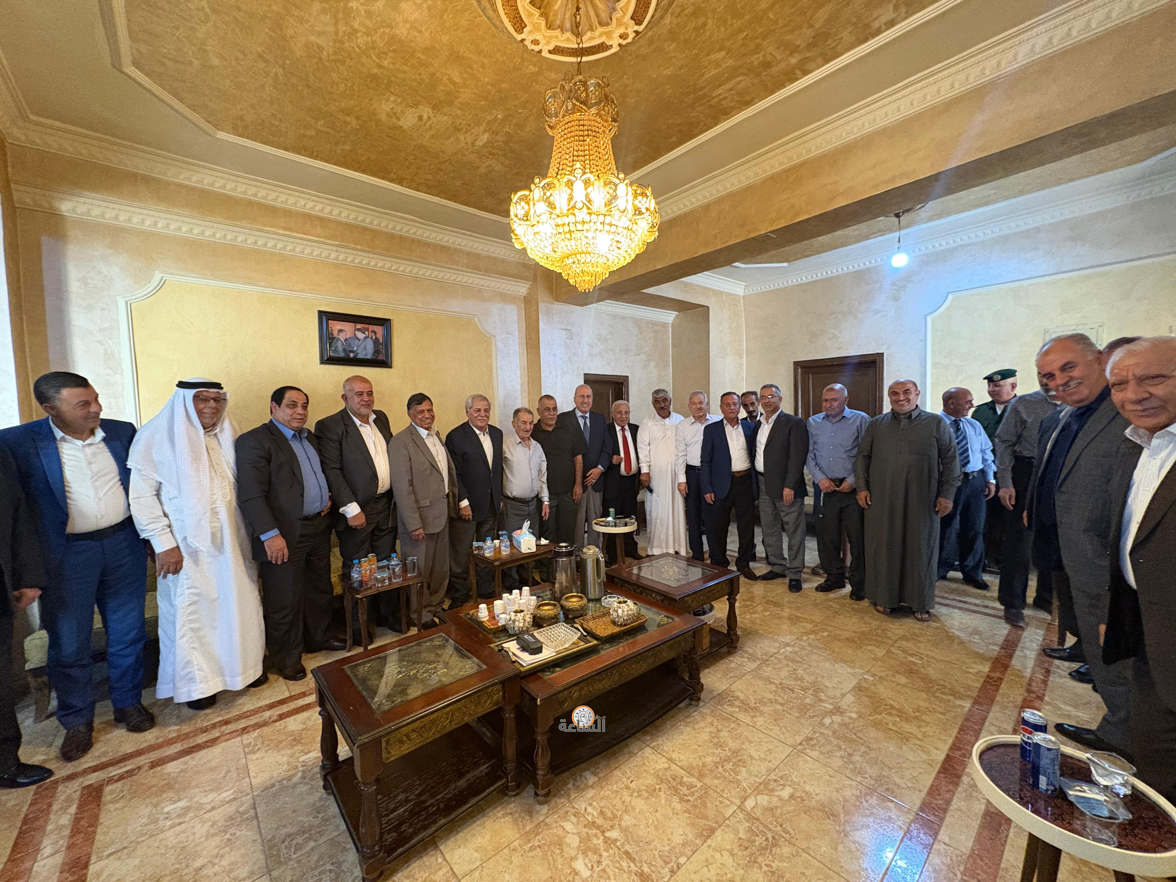 Madar Al-Saa Images 0.1695640139634611