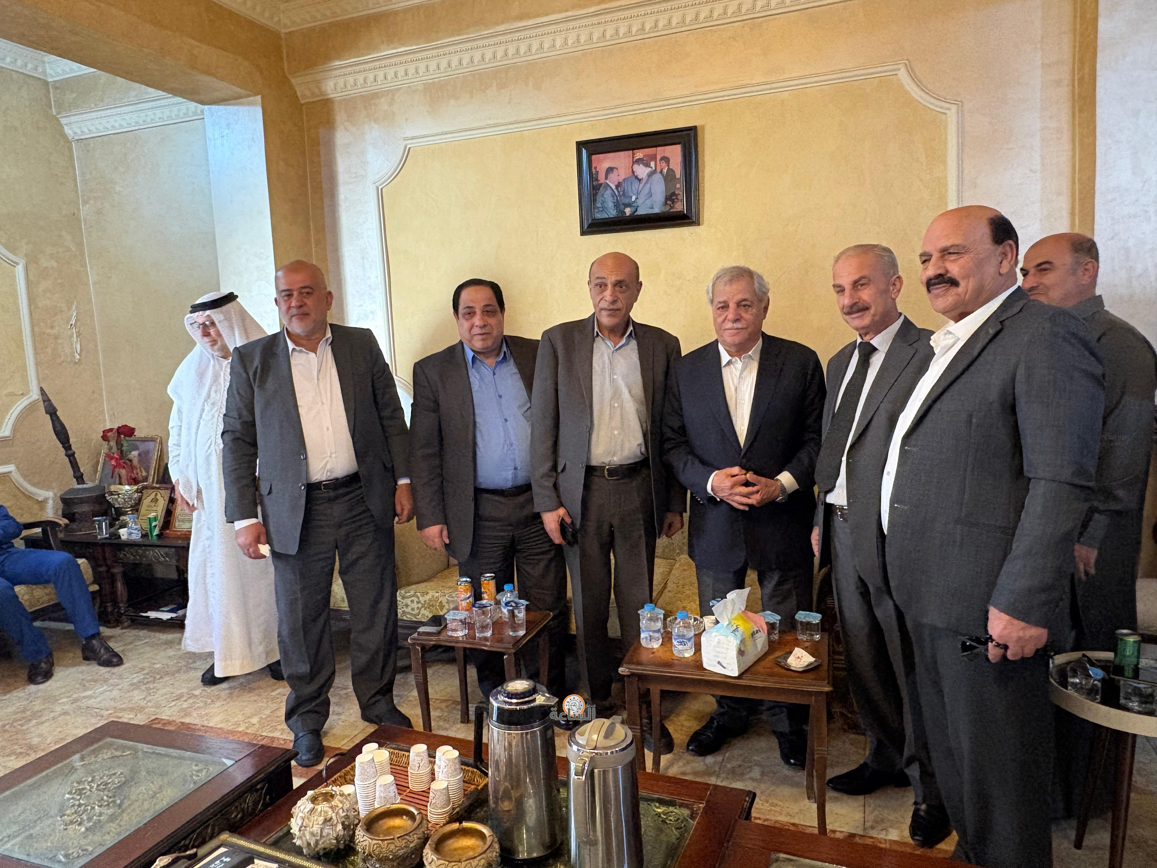 Madar Al-Saa Images 0.12684349991114696