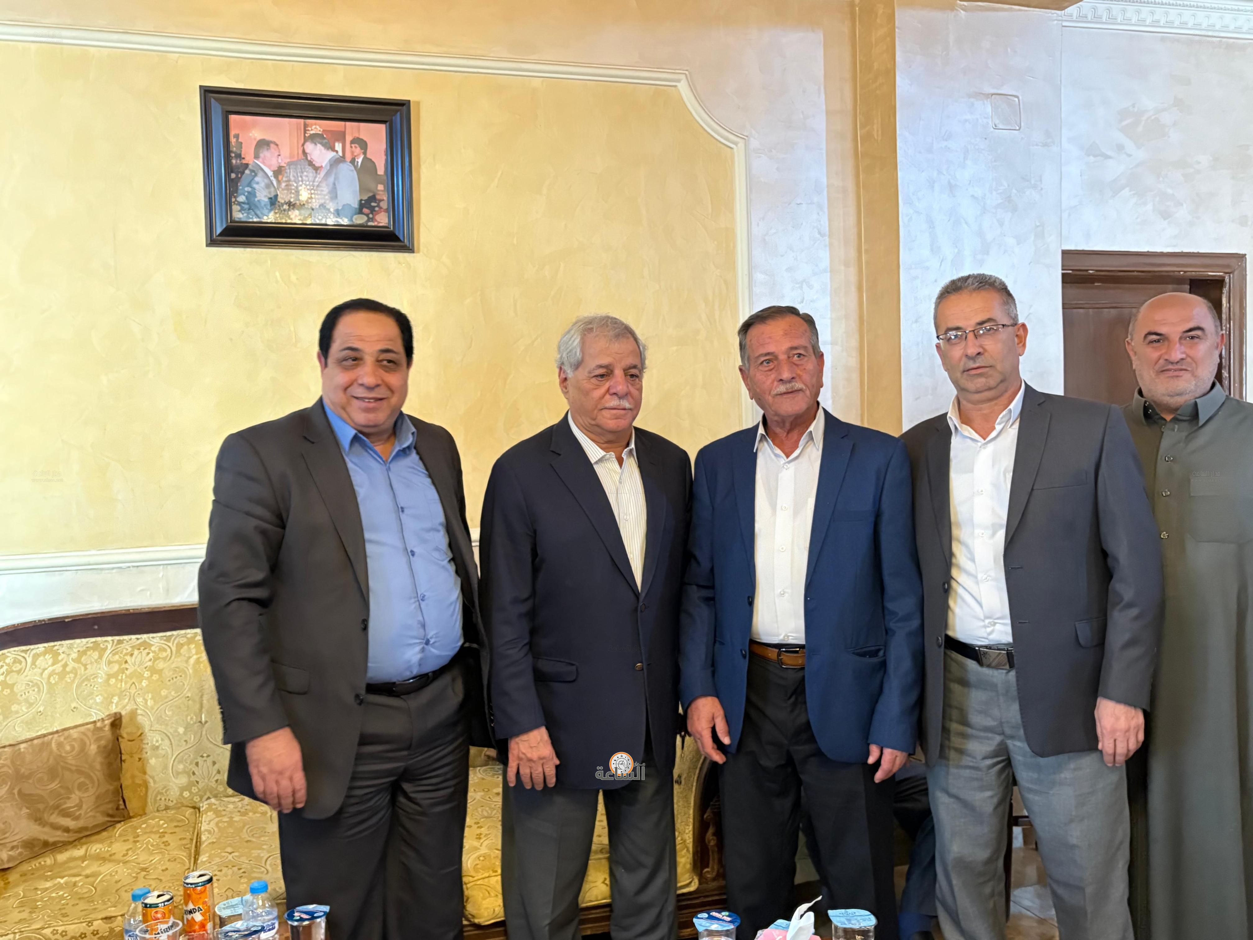 Madar Al-Saa Images 0.8701283512087957