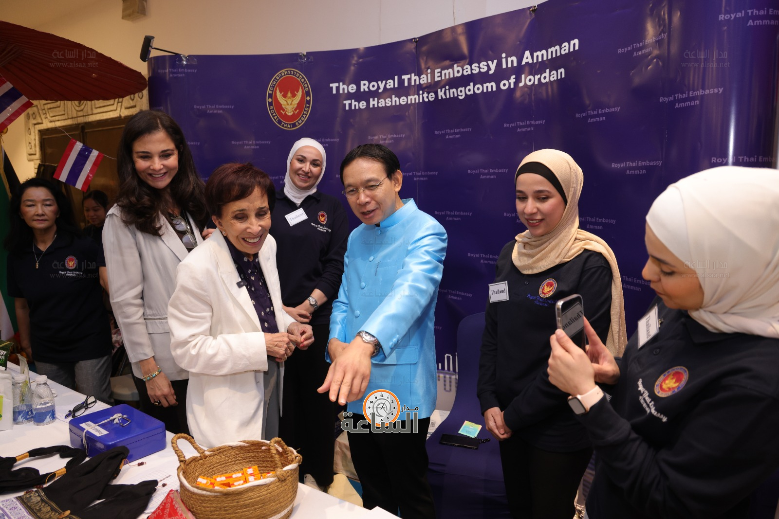 Madar Al-Saa Images 0.1474443638044869