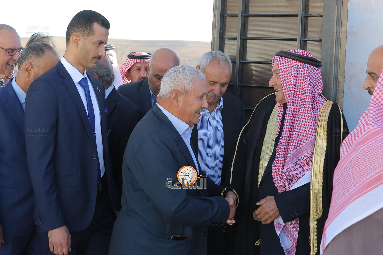 Madar Al-Saa Images 0.8998146923648759