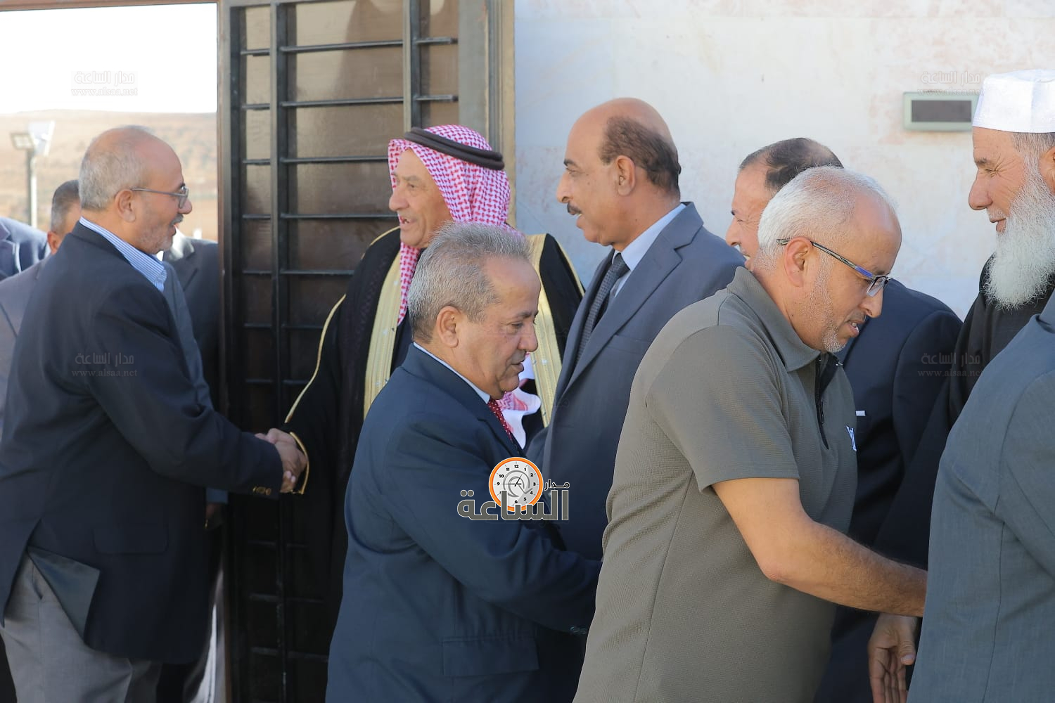 Madar Al-Saa Images 0.09301056893186388