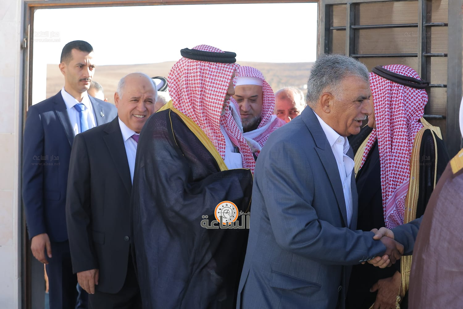 Madar Al-Saa Images 0.586288297516025