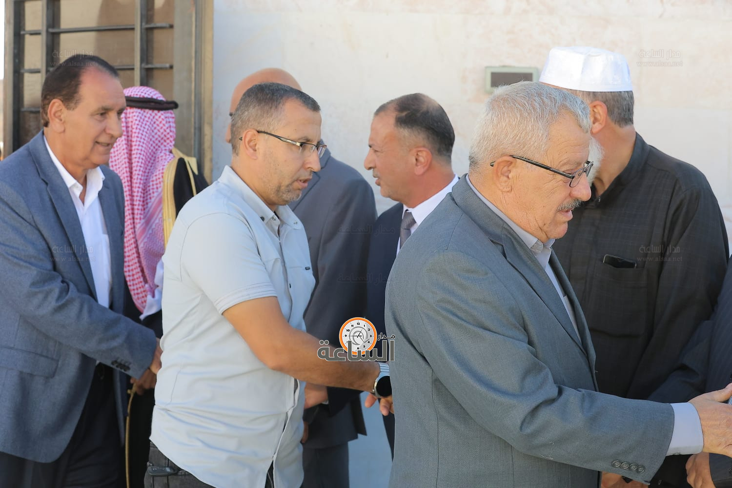 Madar Al-Saa Images 0.49439015992653457