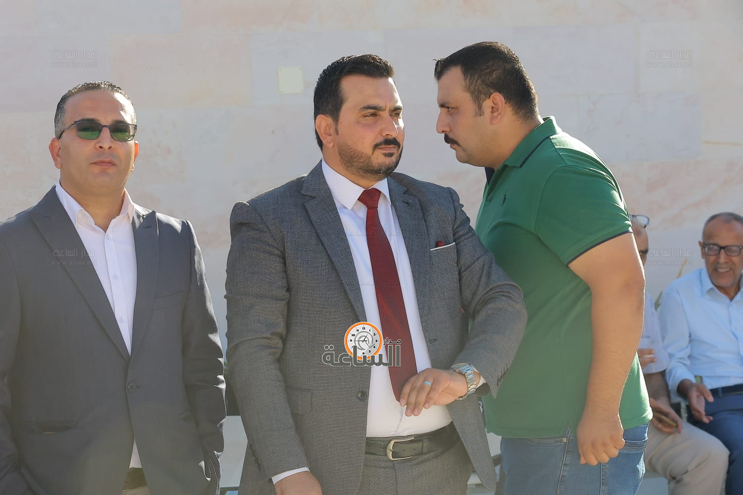 Madar Al-Saa Images 0.44936457207232594