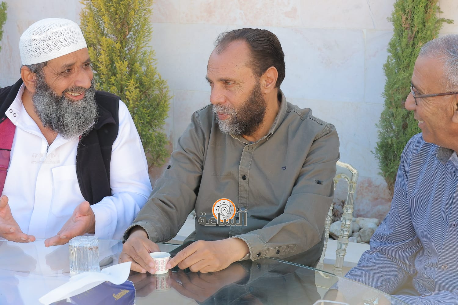 Madar Al-Saa Images 0.8533381575059956