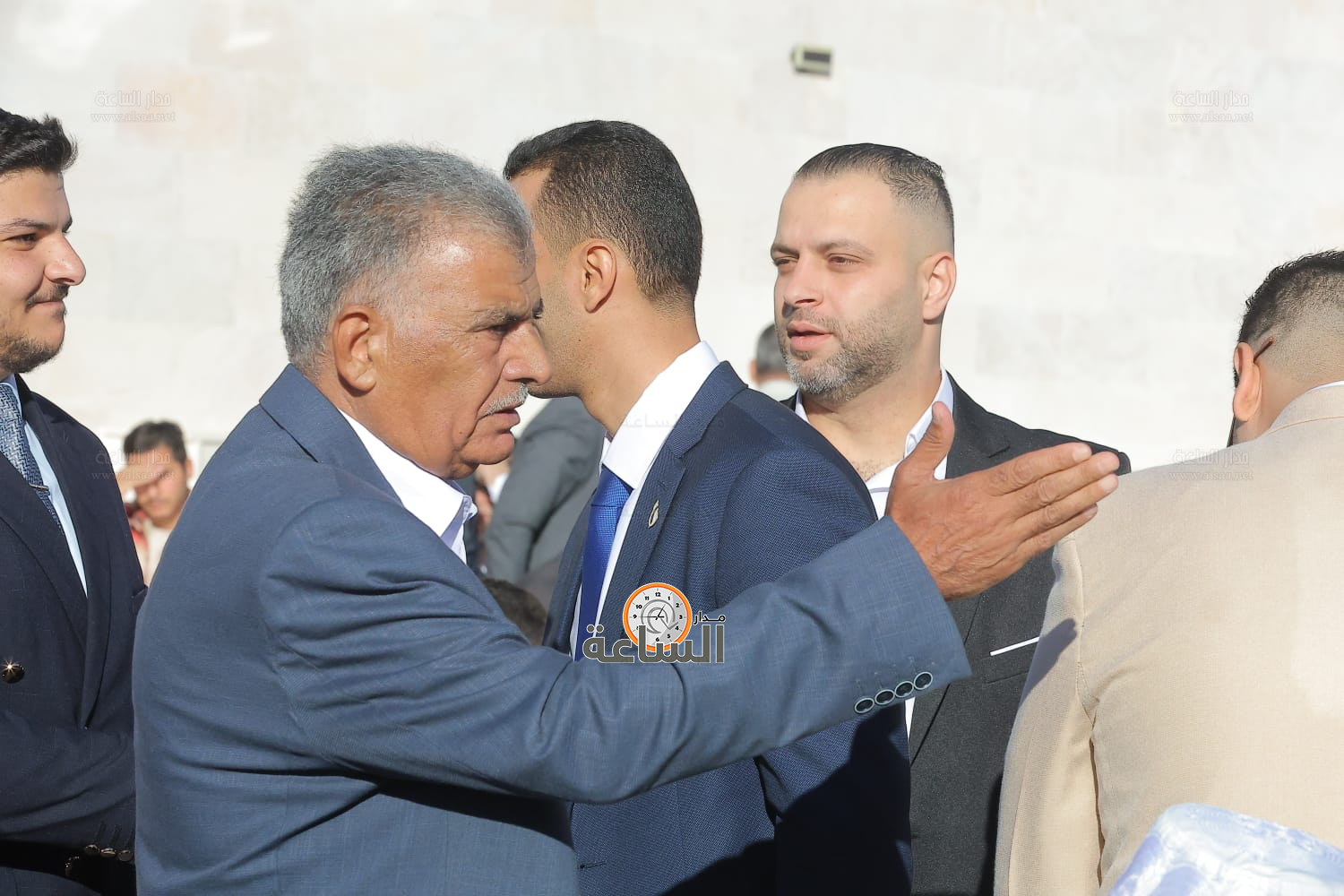 Madar Al-Saa Images 0.6522433037322002