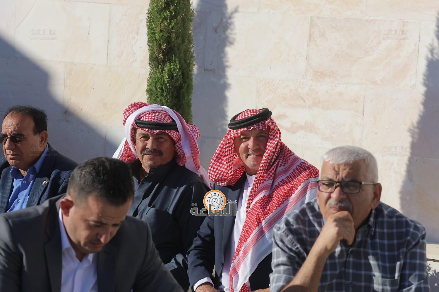 Madar Al-Saa Images 0.4096942024643655