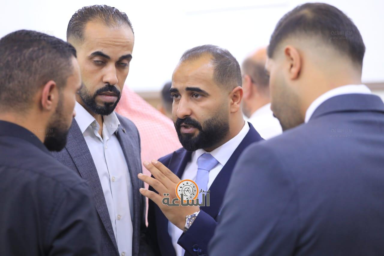 Madar Al-Saa Images 0.25060201135263815