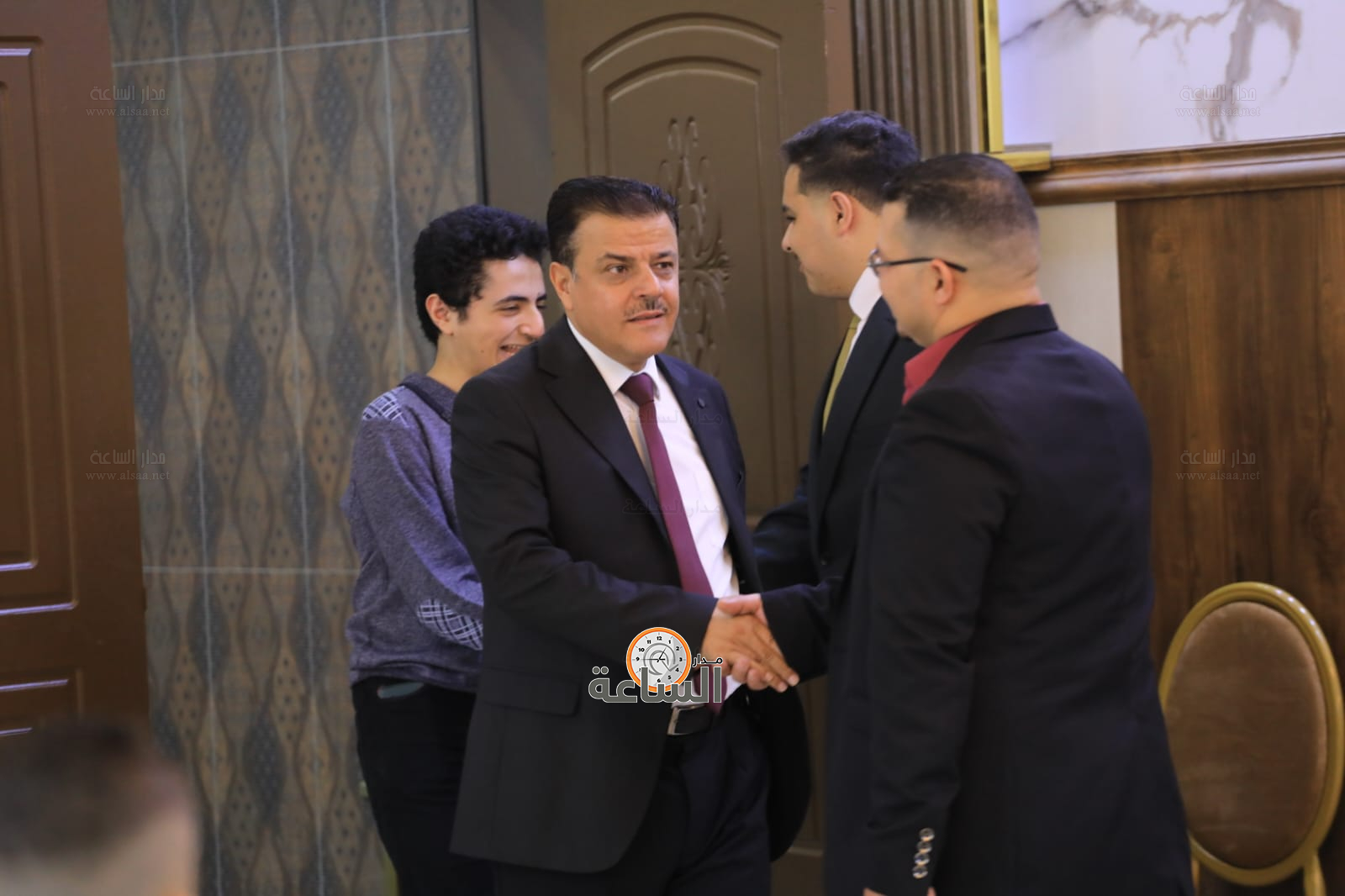 Madar Al-Saa Images 0.7174414162801142