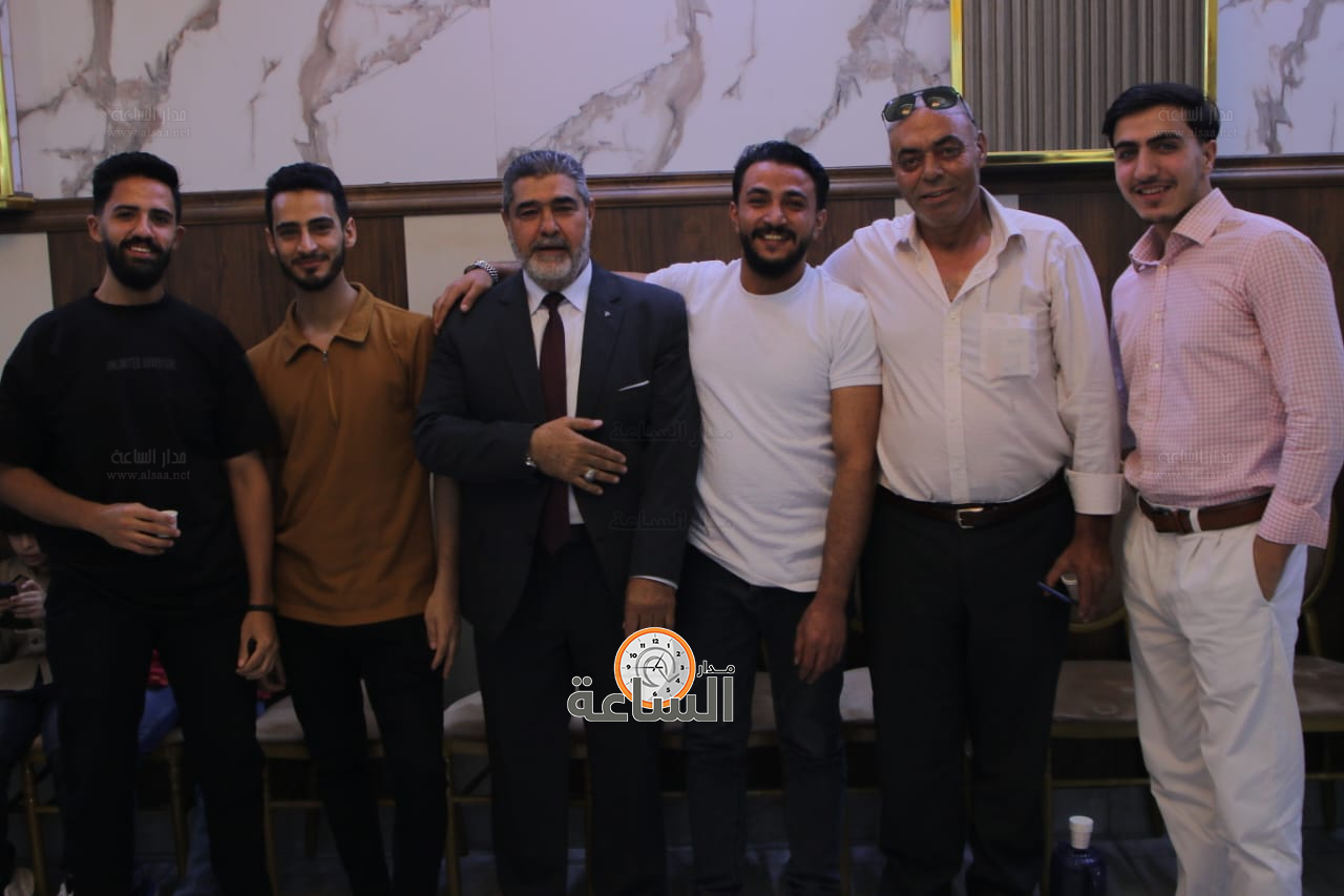 Madar Al-Saa Images 0.9027795460173087