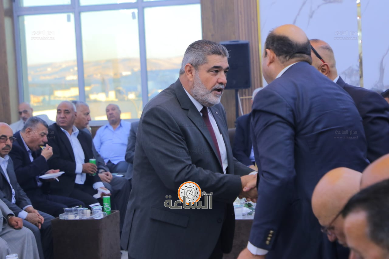 Madar Al-Saa Images 0.4614536698866232