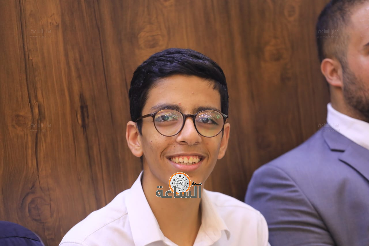 Madar Al-Saa Images 0.41343216638089675