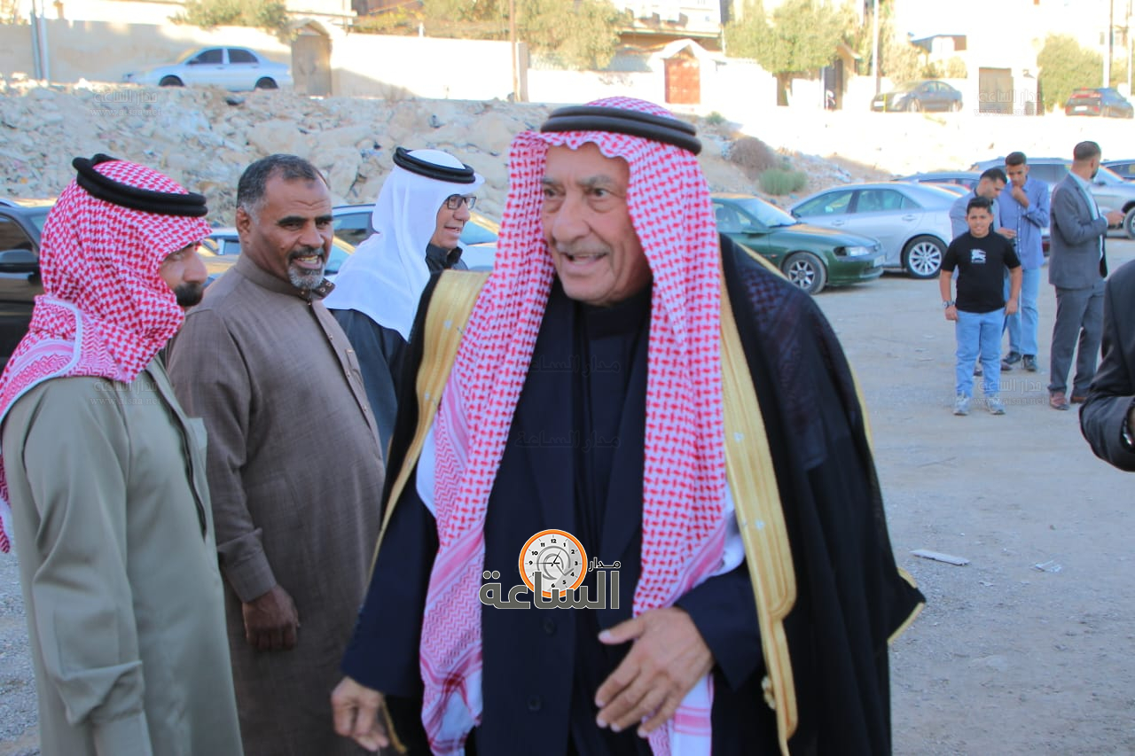 Madar Al-Saa Images 0.08988603560875896