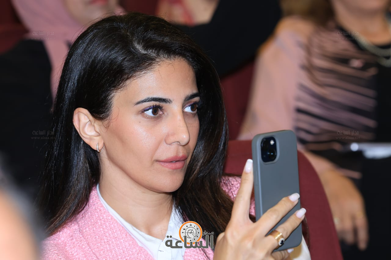 Madar Al-Saa Images 0.9755788015056136