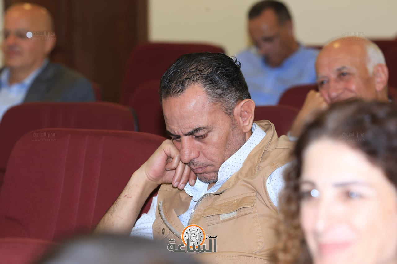 Madar Al-Saa Images 0.17038281956245305