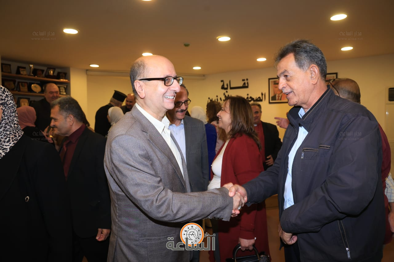 Madar Al-Saa Images 0.188059402411912