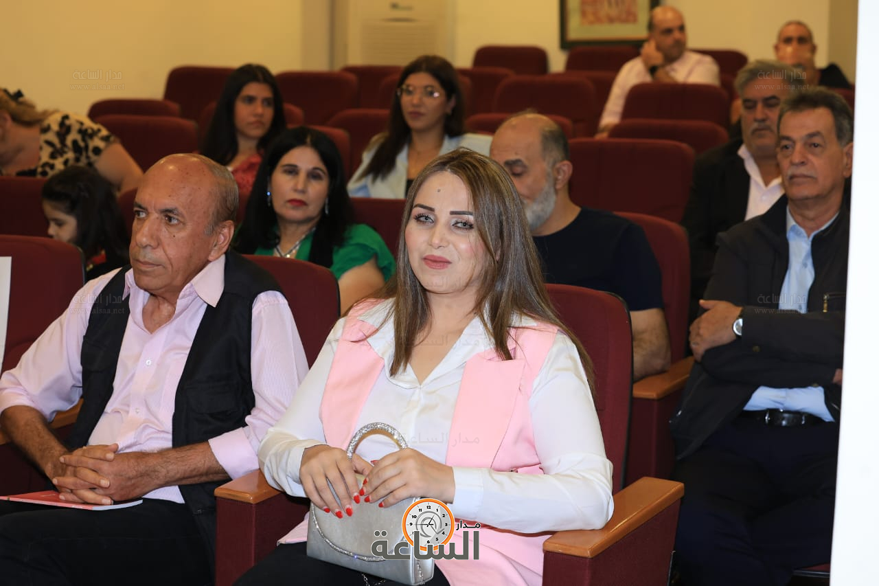 Madar Al-Saa Images 0.511288648063224