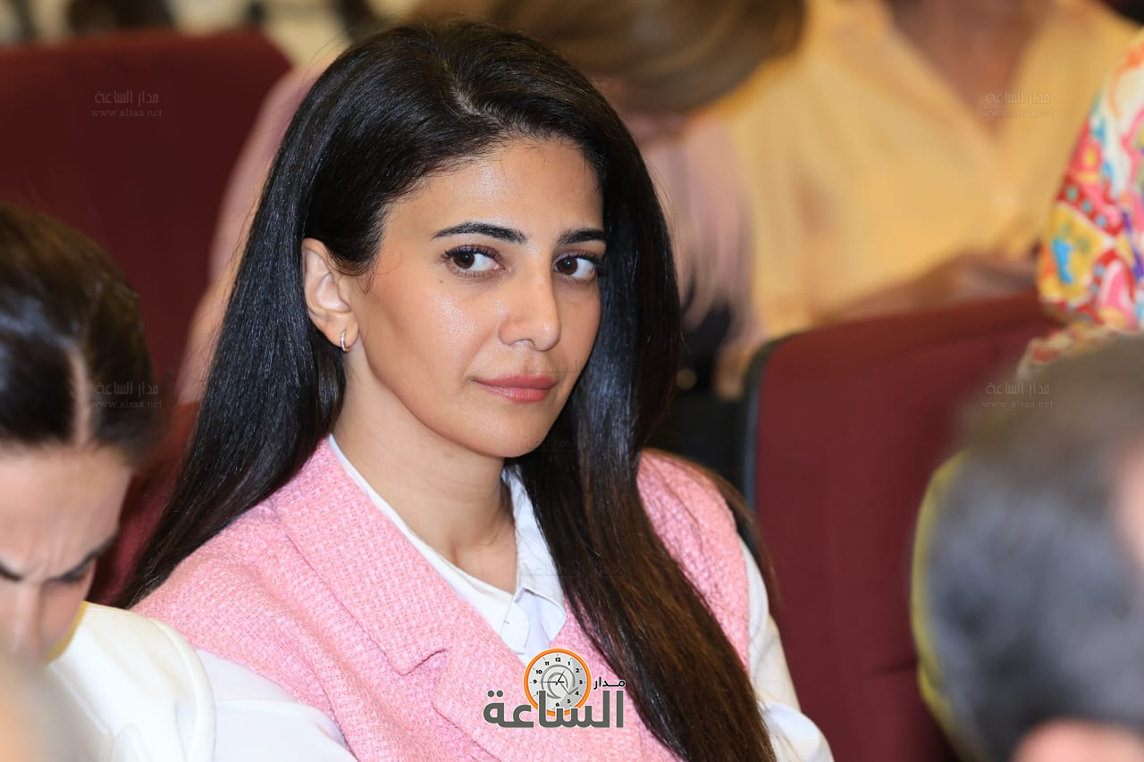 Madar Al-Saa Images 0.763341382388365