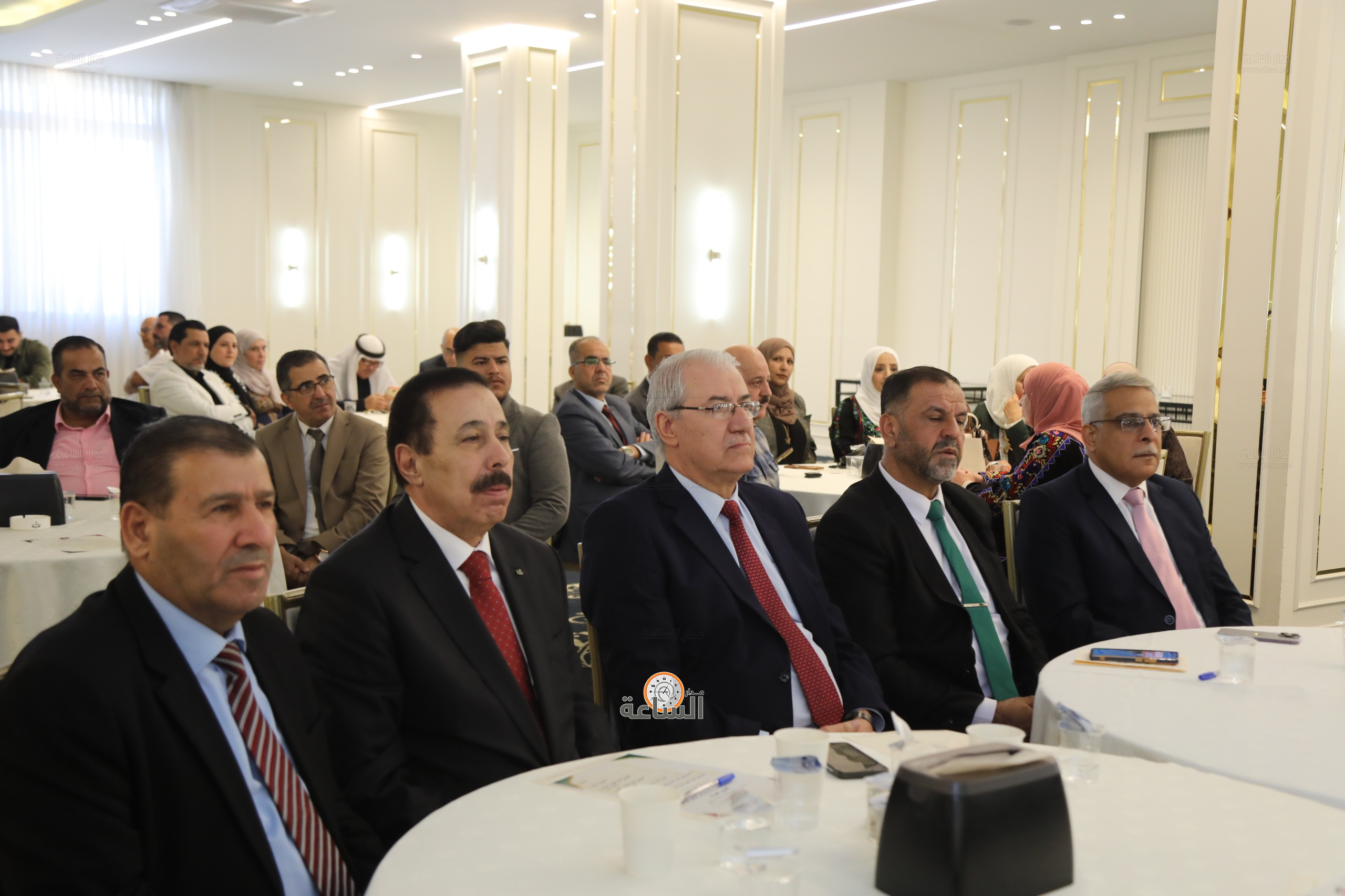 Madar Al-Saa Images 0.23193884299076328