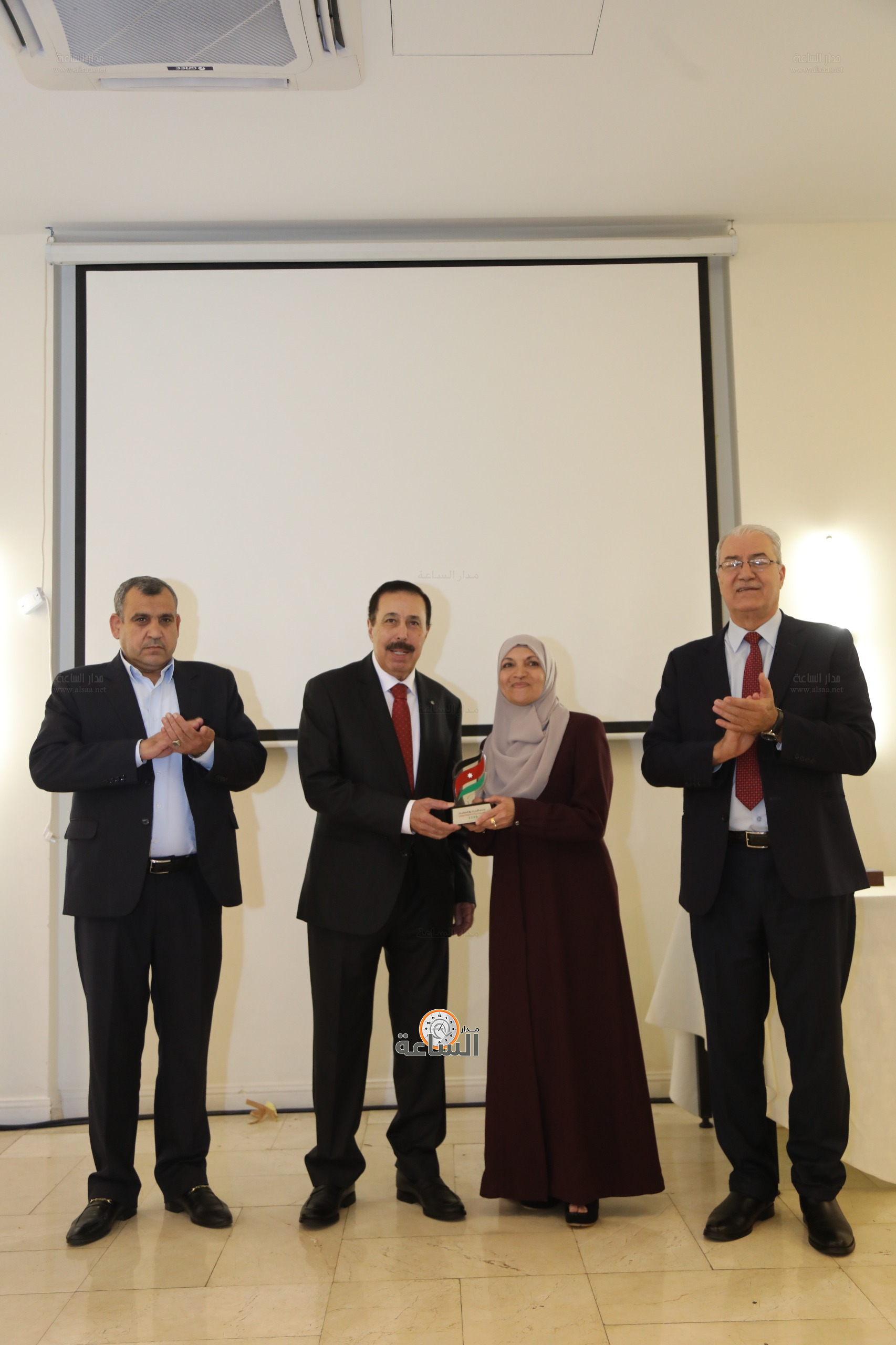 Madar Al-Saa Images 0.8496162797246414