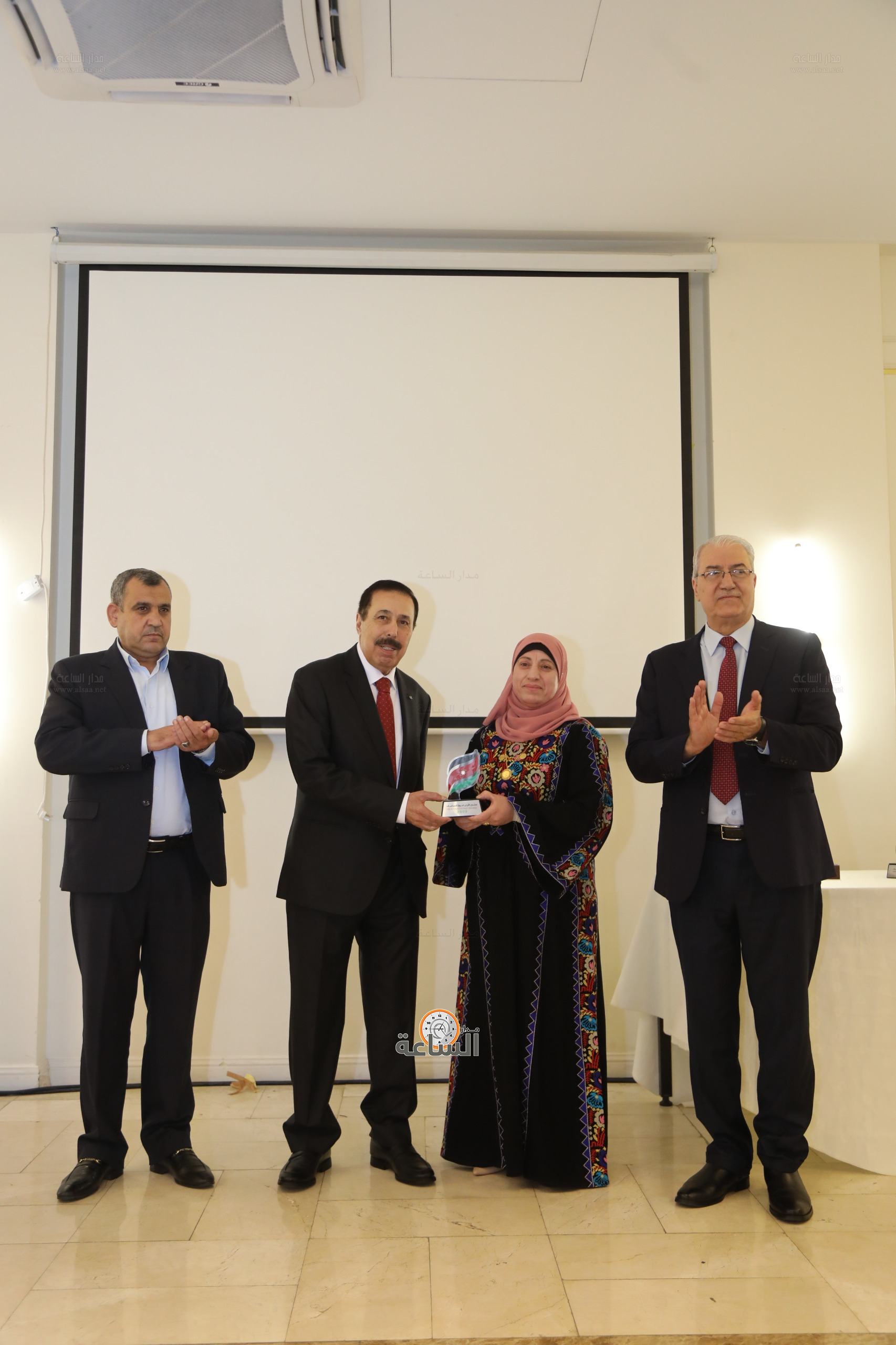 Madar Al-Saa Images 0.7775961017820889